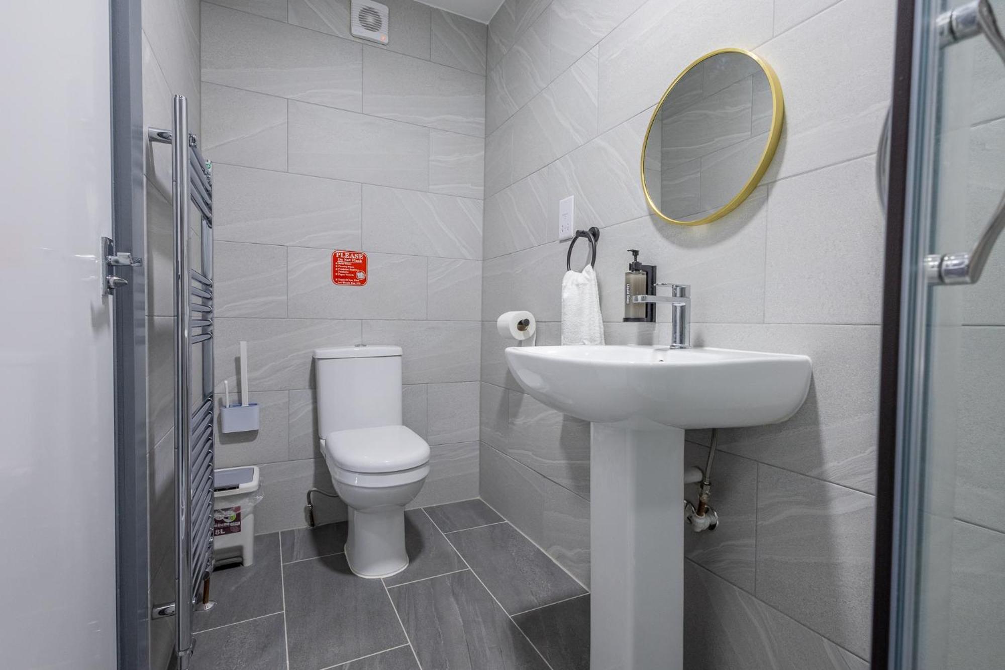 Premium Serviced Accommodation Rooms Nottingham - All With Ensuites エクステリア 写真